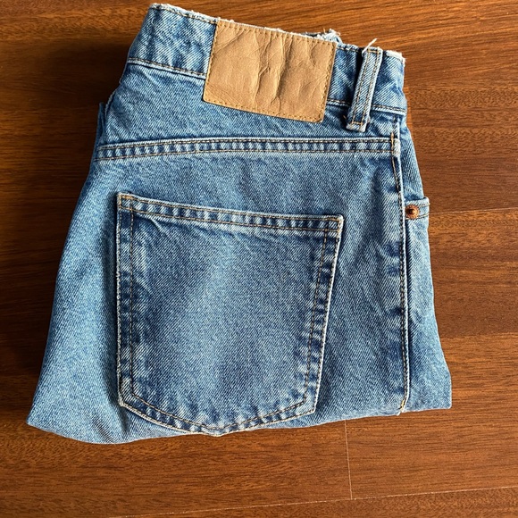 Zara Mom Jeans - Picture 4 of 6